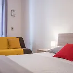 Appartamento Genovesi . Intero apt . Wifi . AC