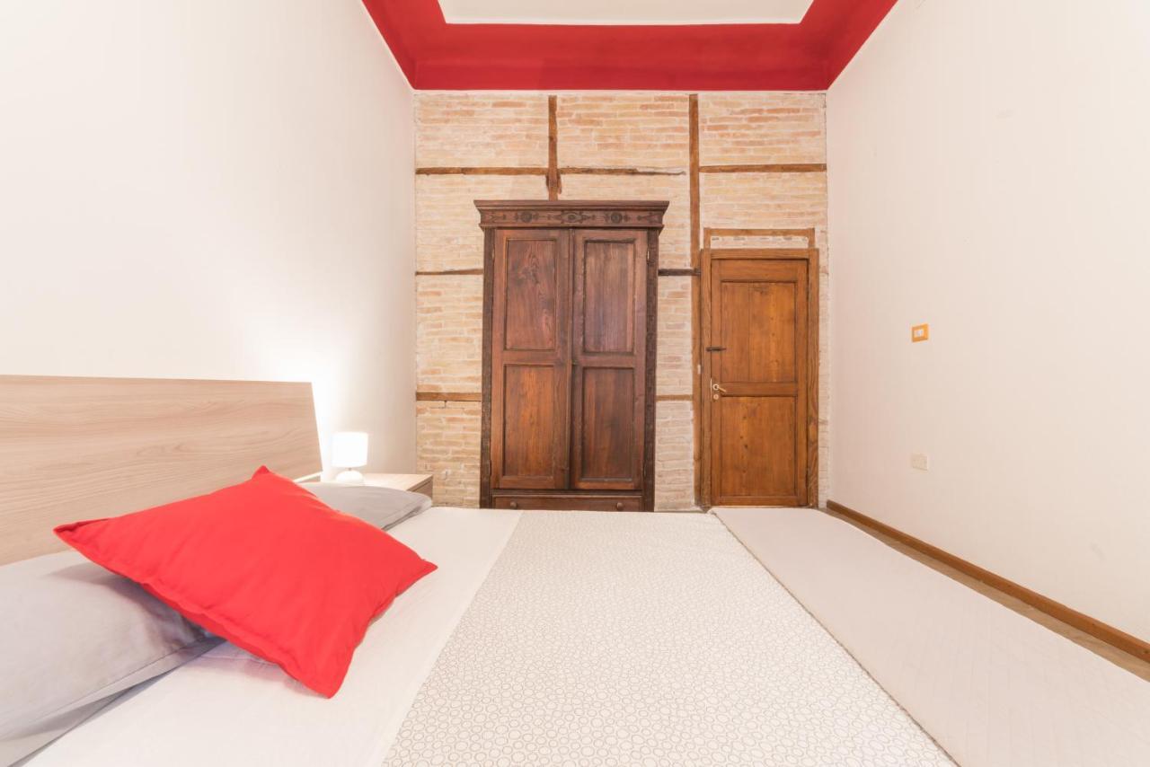 Genovesi . Intero . Wifi . Ac Appartamento *
